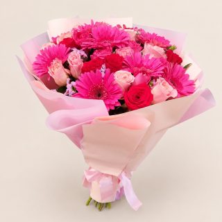 Diseños florales únicos y frescos todos los días.
Visítanos en Florería Plaza, ubicada en Lomas de Rosales
(frente a la iglesia), y déjate cautivar por nuestros arreglos.
¡Llévate un regalo sorpresa en tu compra en sucursal!
🛒 Compra desde donde estés, fácil y rápido aquí: https://tienda.floreriaplaza.com/
Atención inmediata:
📲 WhatsApp: https://wa.me/5218331559930
#floreriaplazalomas #floreriaplazaentampico #dígaloconflores #TampicoMadero #ventaenlínea #floresnaturales🌸