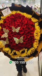 Diseños florales únicos y frescos todos los días.
Visítanos en Florería Plaza, ubicada en Lomas de Rosales
(frente a la iglesia), y déjate cautivar por nuestros arreglos.
¡Llévate un regalo sorpresa en tu compra en sucursal!
🛒 Compra desde donde estés, fácil y rápido aquí: https://tienda.floreriaplaza.com/
Atención inmediata:
📲 WhatsApp: https://wa.me/5218331559930
#floreriaplazalomas #floreriaplazaentampico #dígaloconflores #TampicoMadero #ventaenlínea #floresnaturales🌸