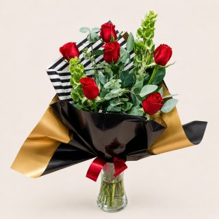 "A la esposa se le enamora todos los días, pero HOY toca consentirla en grande. ❤️🌹
Recuerda que estamos frente a la iglesia en Lomas de Rosales. ¡Pasa por tu arreglo y llévate una sorpresa extra!"
🛒 Compra desde donde estés, fácil y rápido aquí: https://tienda.floreriaplaza.com/
Atención inmediata:
📲 WhatsApp: https://wa.me/5218331559930
#floreriaplazalomas #floreriaplazaentampico #dígaloconflores #TampicoMadero #ventaenlínea #floresnaturales🌸#diadelaesposa
